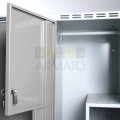Металлический шкаф для одежды с Г-образными дверьми Sul 52